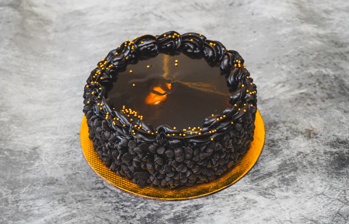 Choco Chips Loaded Cake