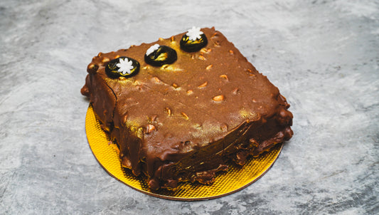 Nutty Crunch Cake